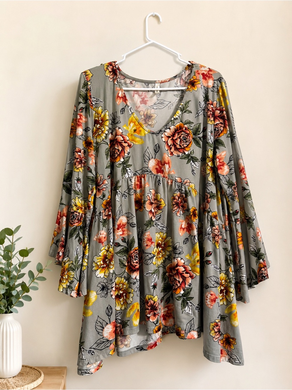 Gray Floral Babydoll Tunic Top - Yellow & Coral Flowers